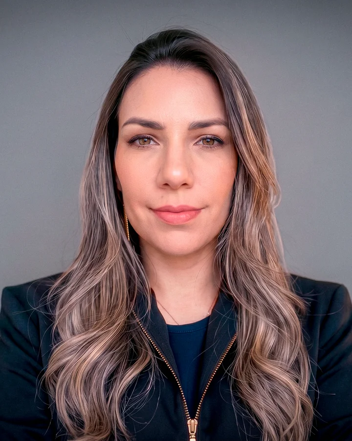 Thaise Cavalcante, especialista em micropigmentação e criadora do Suavizze Lips